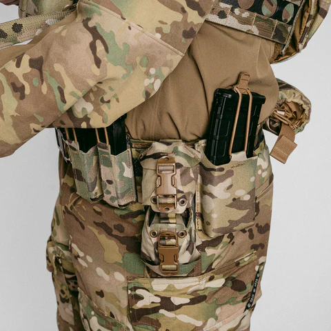 ferro-frag-bag-multicam-on-model-4-product-web_480x480