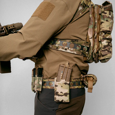 ferro-ksar-multicam-on-model-1_480x480