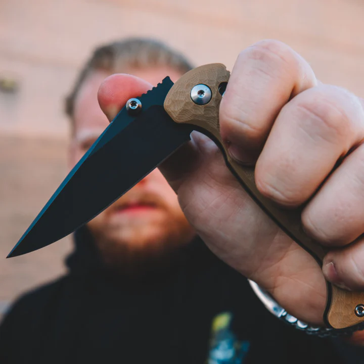 DROPWING_FOLDER-COYOTE_TAN-DETAIL-2_720x