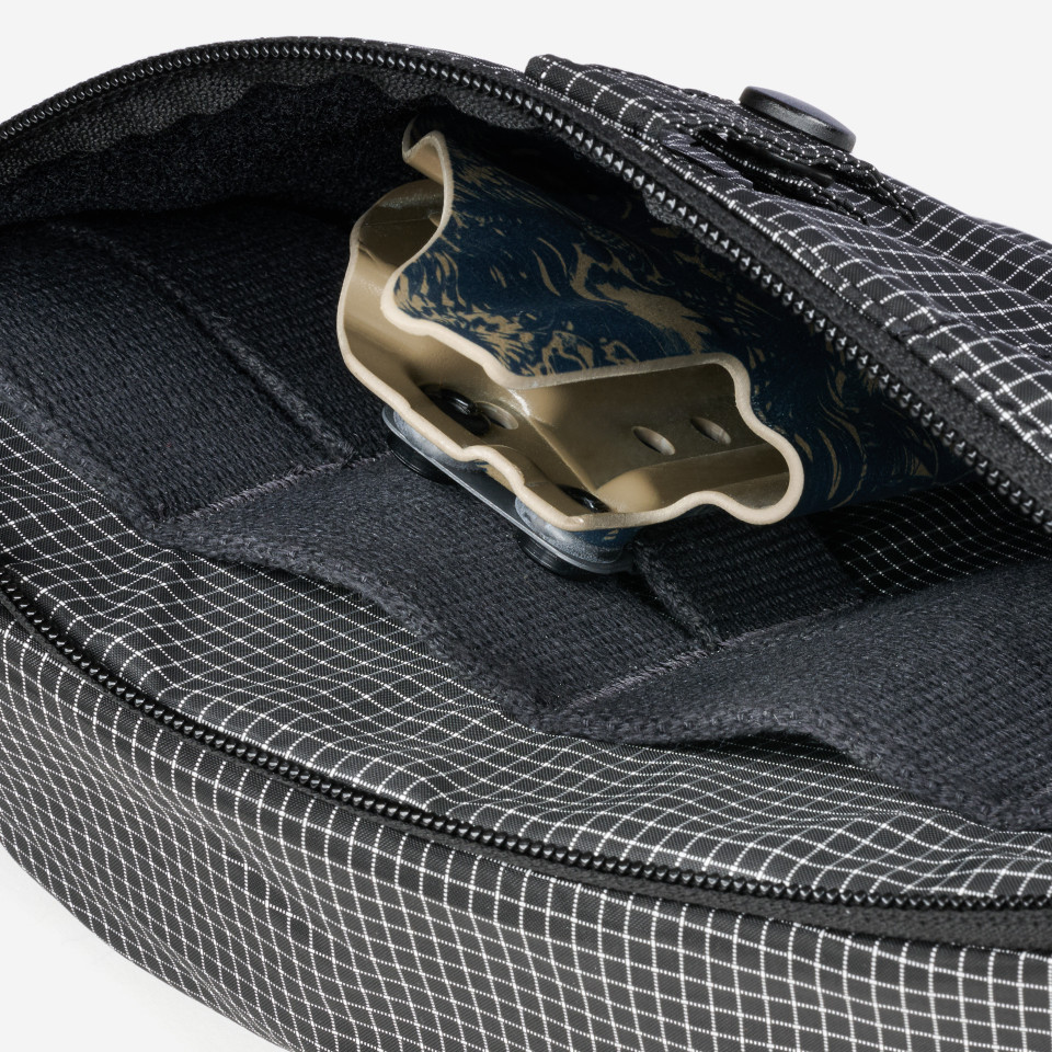 McGraw-QD-CCW-Waist-Pack-Black-Detail3__61118